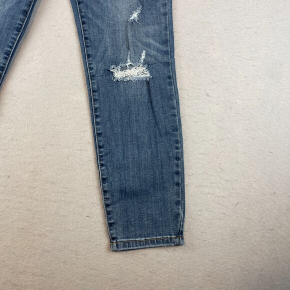 Judy Blue Womens Sz 28 Relaxed Fit Straight Leg Jeans Medium Distressed - Picture 3 of 13